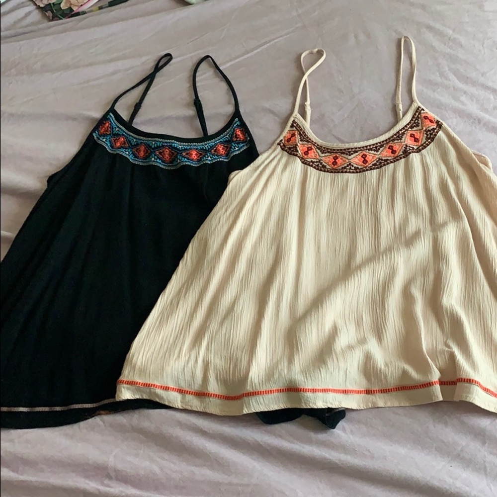 2 flowy tank tops